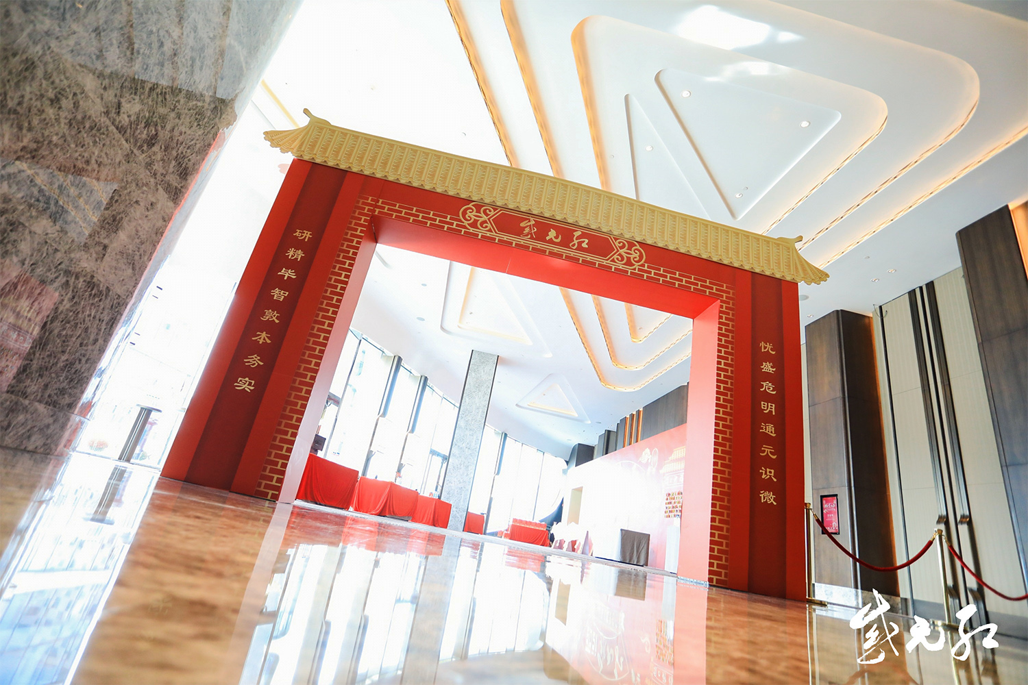 年會外場傳統建筑飛檐門頭