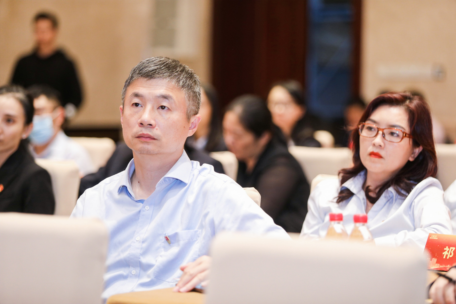 黨建結(jié)對共建活動參會嘉賓特寫