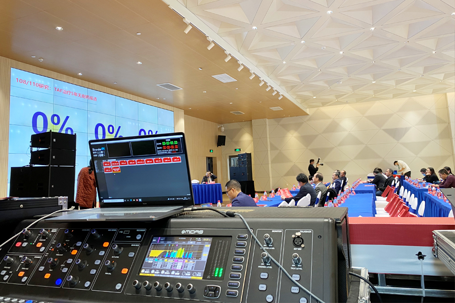 活動(dòng)現(xiàn)場總控臺(tái)