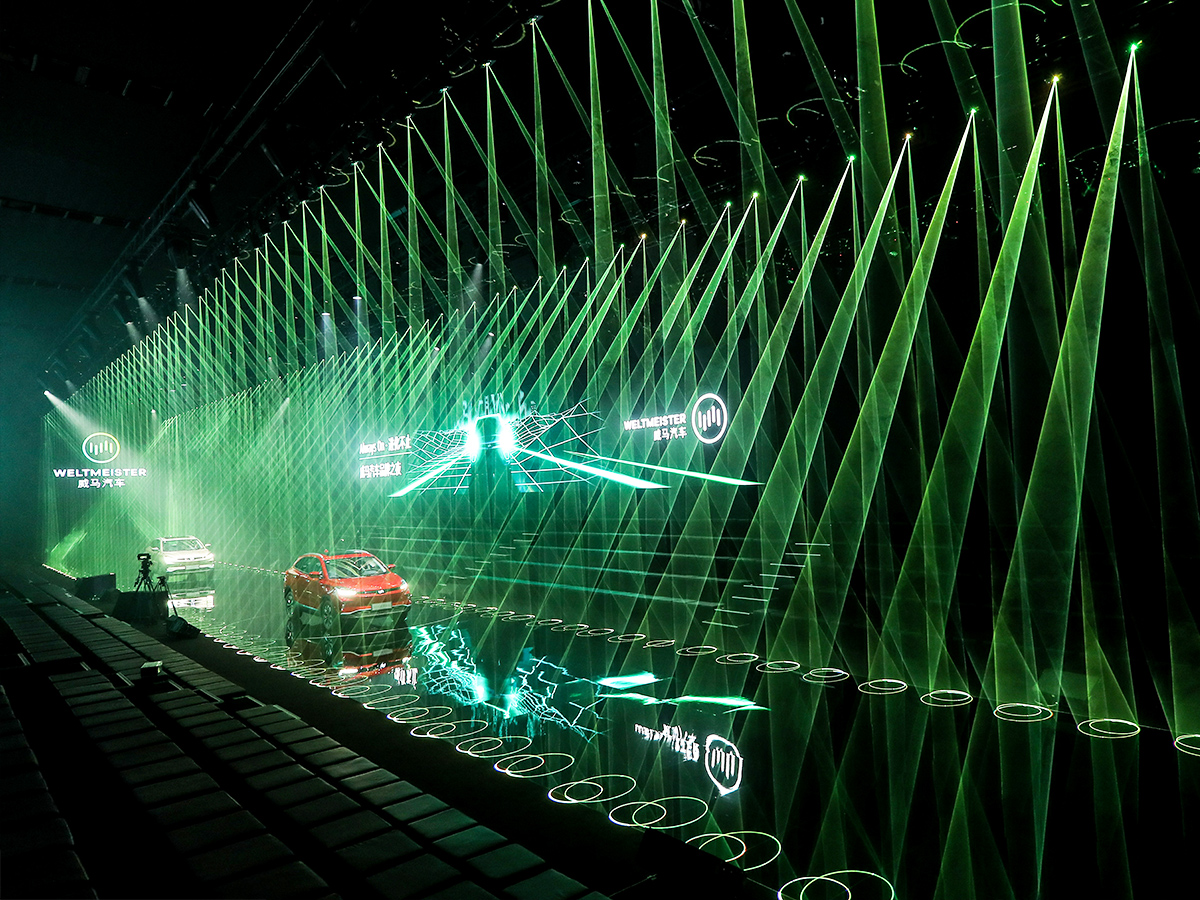 新車(chē)發(fā)布會(huì)現(xiàn)場(chǎng)產(chǎn)品展示