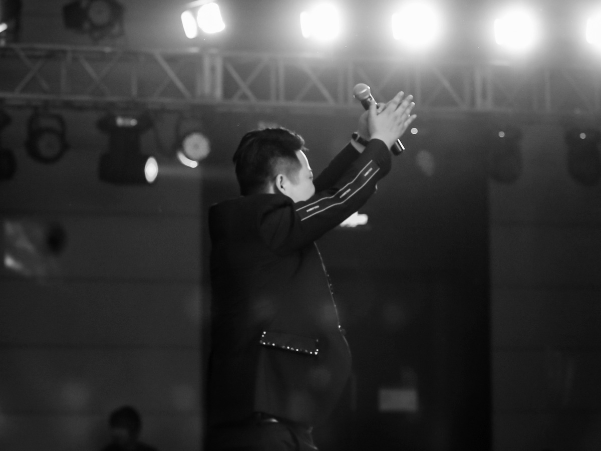 員工年會(huì)表演