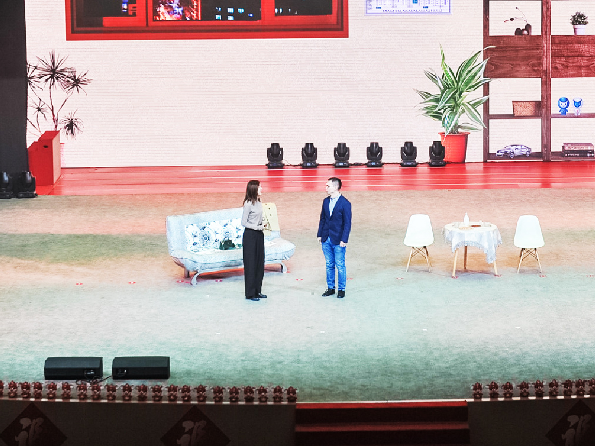 年會小品《公司風云》表演
