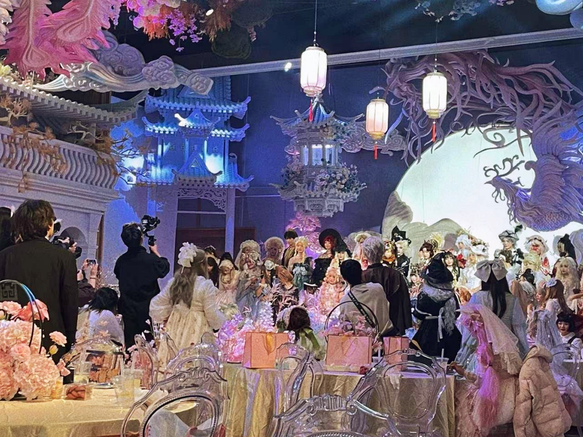 年會創意主題形式——Lolita茶話會